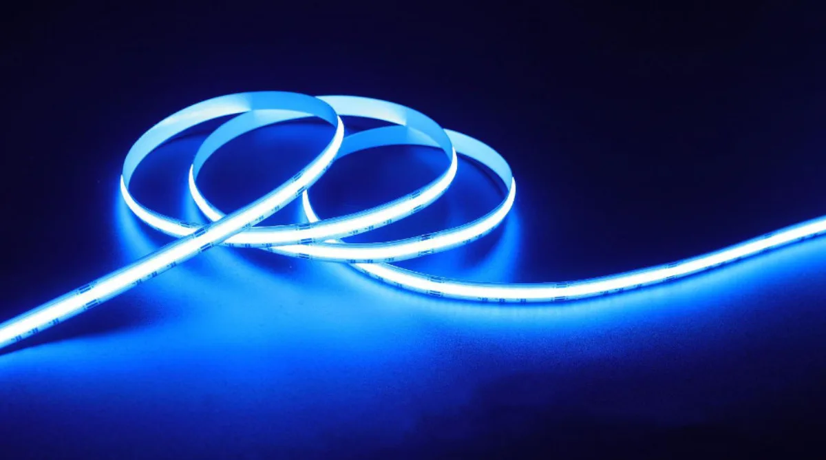 INDOOR RGB COB LED Strip 3.0 W/ft 24V 10 mm IP20