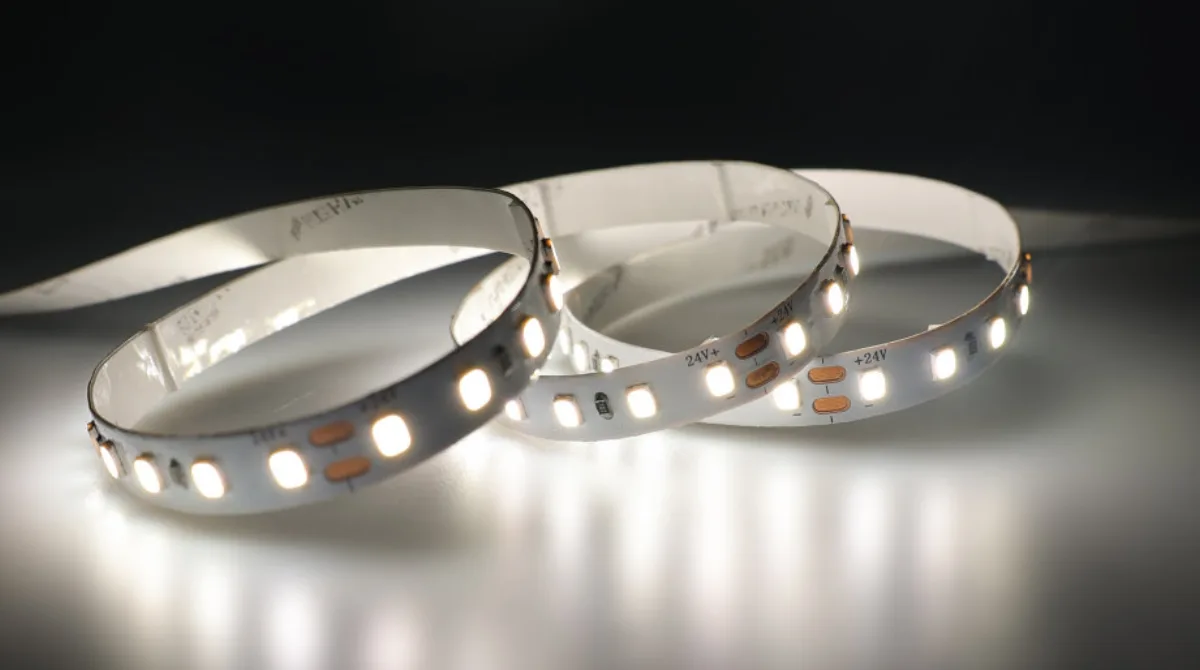 HIGH CRI 95+ INDOOR FULL SPECTRUM COB LED Strip Static White 3.0 W/ft 24V 8 mm IP20